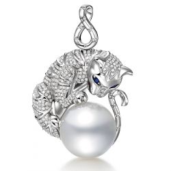 Pendentif chat perle d'Australie or blanc diamant