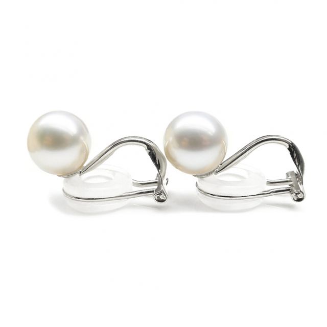 Boucles d'oreilles clips or blanc. Perles d'eau douce Chine blanches