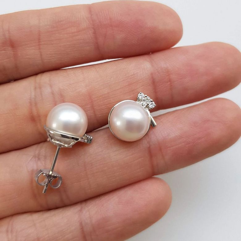 Clous d'oreilles chapeau demoiselle en perles - Or blanc, diamants - 3